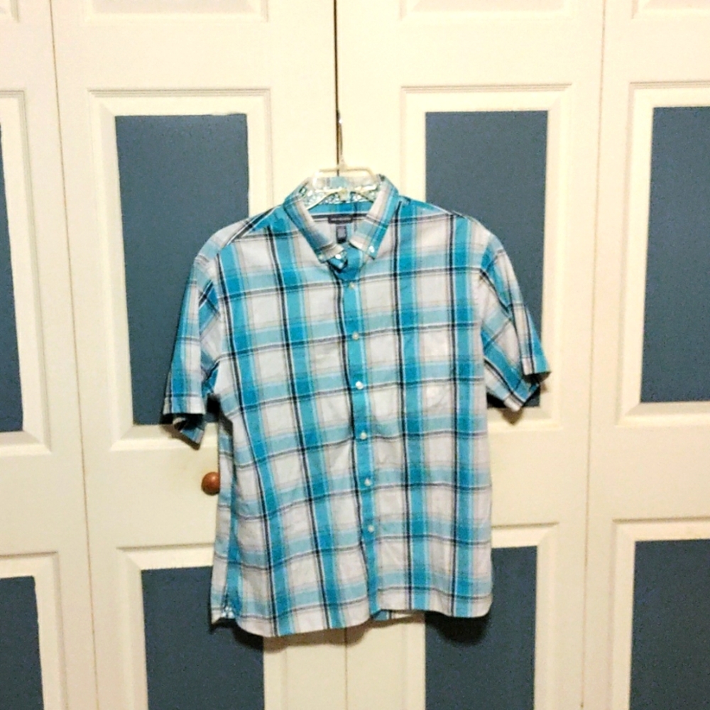 XL Van Heusen short sleeve button up